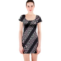 Organic Texture Stripe Pattern Short Sleeve Bodycon Dress by dflcprintsclothing