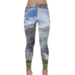 Briksdalsbreen Yoga Leggings by trendistuff