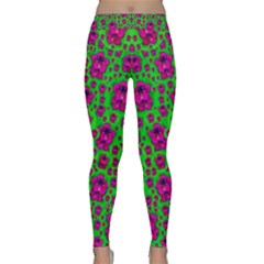 Fantasy Valentine In Floral Love And Peace Time Yoga Leggings by pepitasart