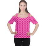 Hot pink quatrefoil pattern Women s Cutout Shoulder Tee
