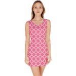 Soft Pink Quatrefoil Pattern Bodycon Dress