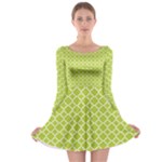 Spring green quatrefoil pattern Long Sleeve Skater Dress