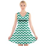 Emerald Green & White Zigzag Pattern V-Neck Sleeveless Skater Dress