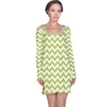 Spring Green & White Zigzag Pattern Long Sleeve Nightdress
