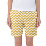 Sunny Yellow & White Zigzag Pattern Women s Basketball Shorts
