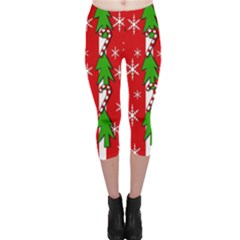 Christmas Tree Pattern - Red Capri Leggings  by Valentinaart