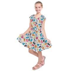 Funny Cute Colorful Cats Pattern Kids  Short Sleeve Dress by EDDArt