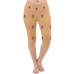Bee A Bug Nature Lightweight Velour Cropped Yoga Leggings by Nexatart
