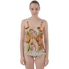 Roses Plate Romantic Blossom Bloom Twist Front Tankini Set