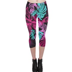 Leaves Capri Leggings  by Sobalvarro