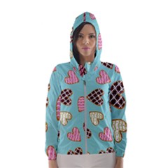 Seamless Pattern With Heart Shaped Cookies With Sugar Icing Women s Hooded Windbreaker