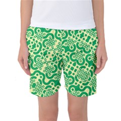 Liquid Art Pouring Abstract Seamless Pattern Lover Green Maze Women s Basketball Shorts by artico