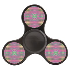 Tripapple Finger Spinner by Thespacecampers