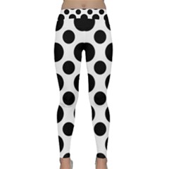 Seamless-polkadot-white-black Classic Yoga Leggings by nate14shop